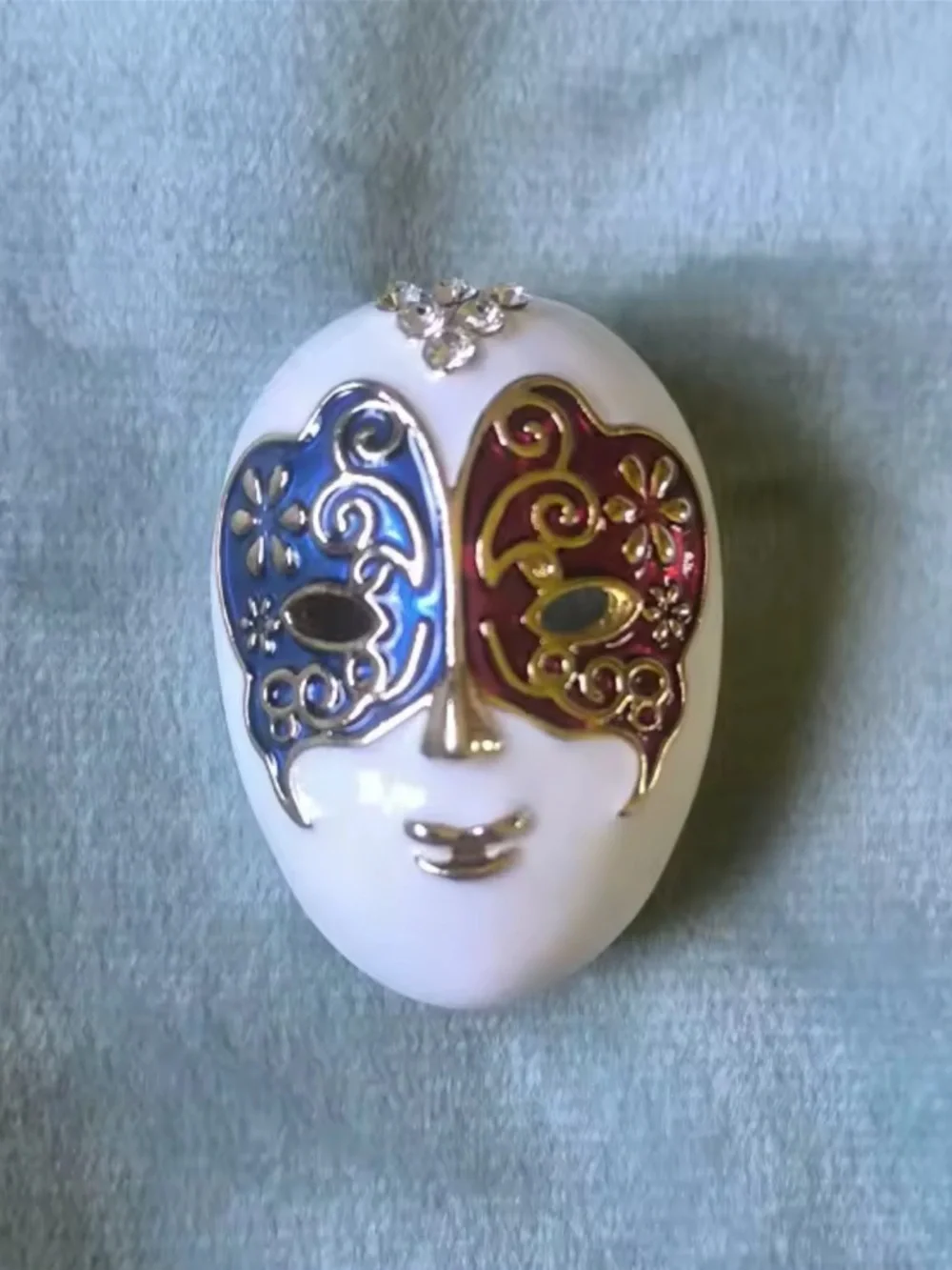 Luxury Venetian Mask Brooch – Red & Blue Enamel Statement Pin